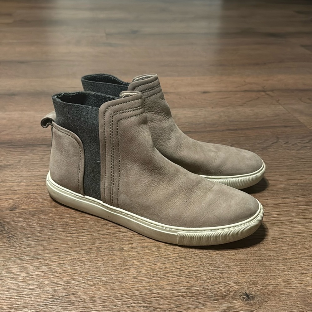 KENNETH COLE REACTION Jodi High top Suede Sneakers sz 7.5
